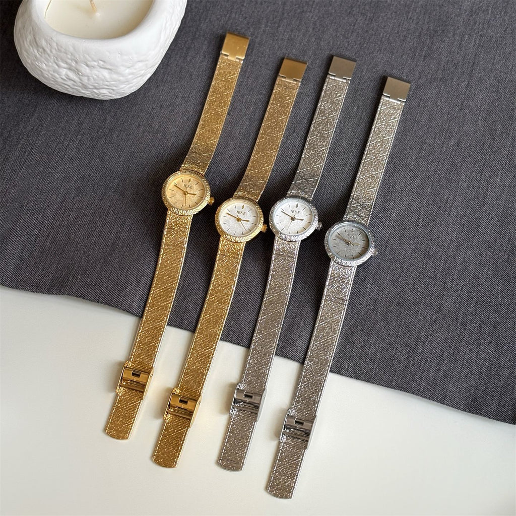 IEKE Vintage Crinkled Foil Textured Mesh Gold Watch - Ultra-Thin Petite Quartz Watch for Women