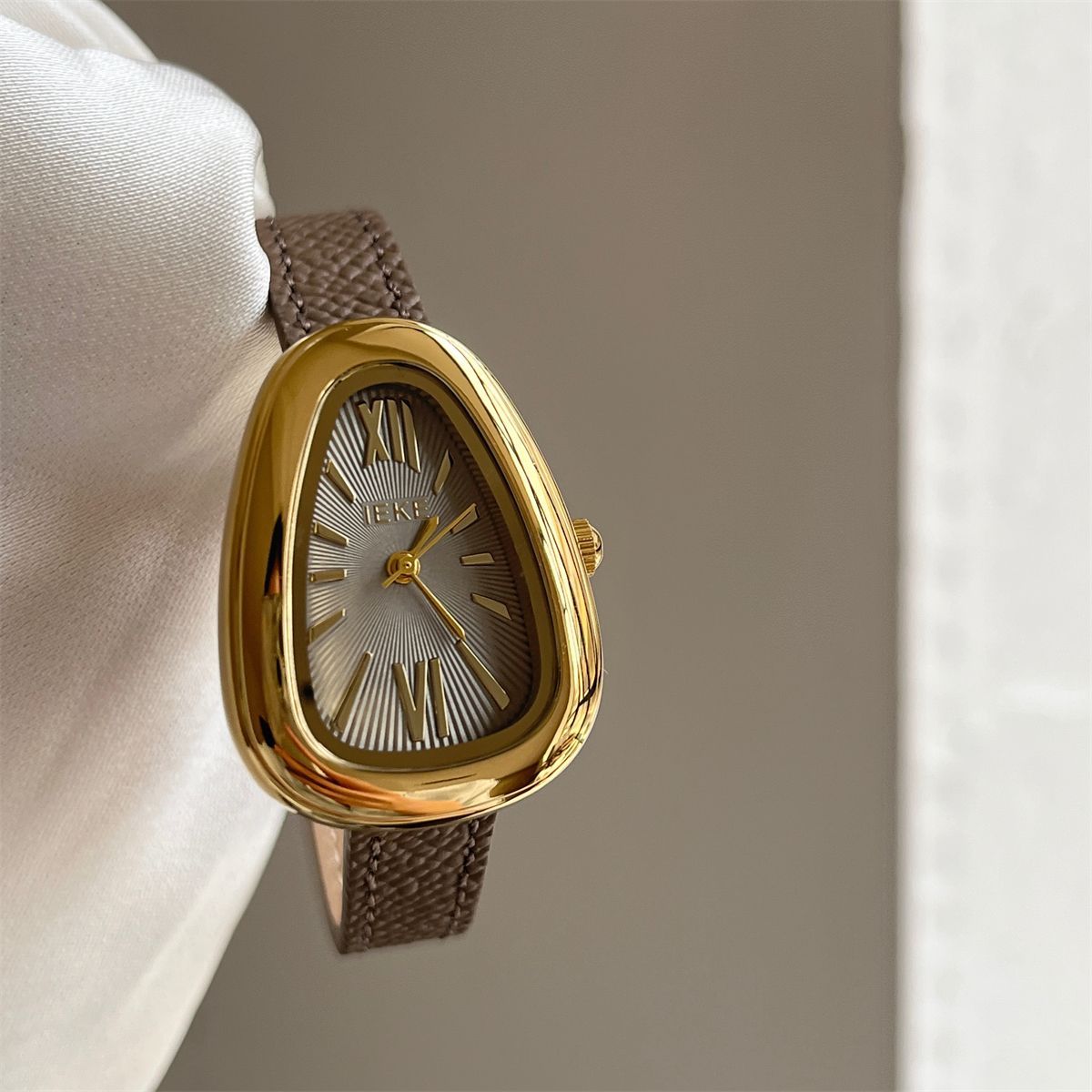IEKE Serpent Drop Bezel Slim Leather Watch - Vintage Teardrop Quartz Watch for Women
