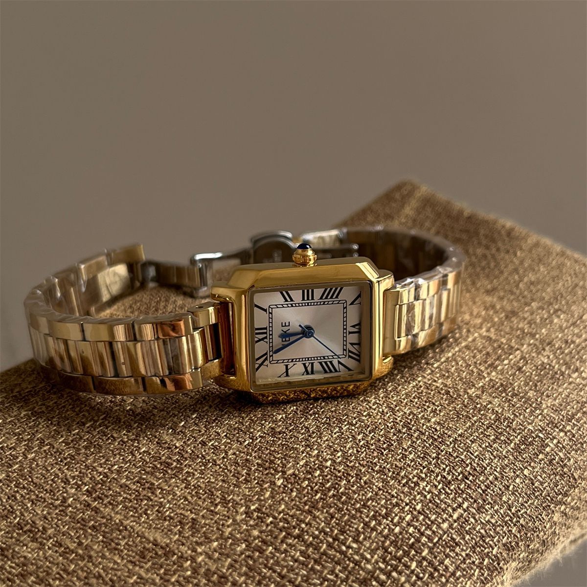 IEKE Korean Chic Roman Numeral Petite Watch - Vintage Dainty Quartz Watch for Women