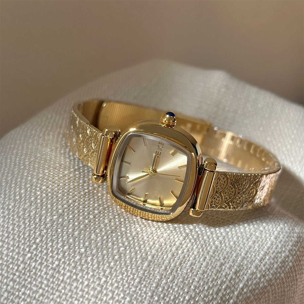 IEKE Archival Retro Mini Gold Watch with Leather Strap - Classic Estate Quartz Watch for Women
