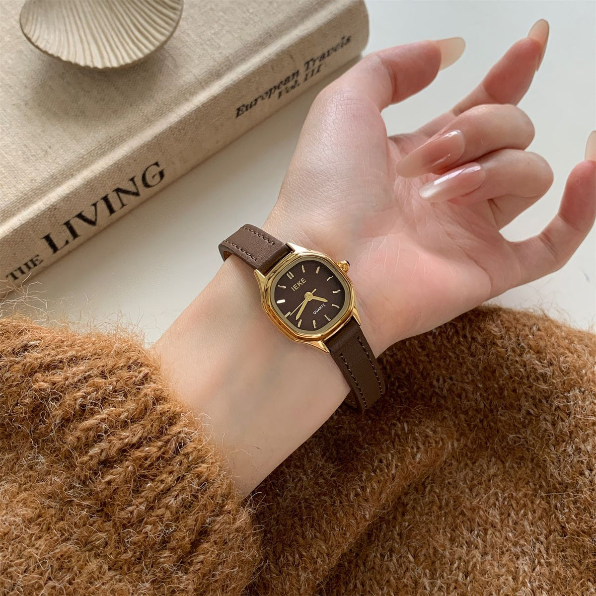 IEKE Modern Classic Slim Leather Strap Watch - Elegant Skin-Brightening Quartz Watch for Women
