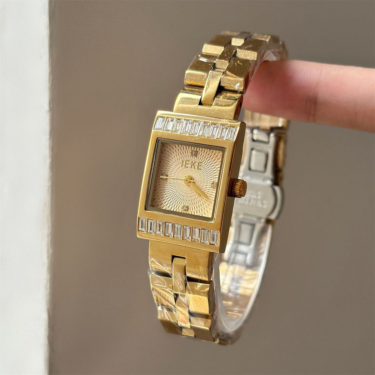 IEKE Vintage Square Crystal Pavé Gold Steel Watch - Sparkling Tank Quartz Watch for Women