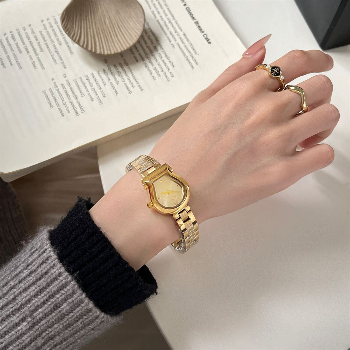 IEKE Slate Grey Dial Tapered Steel Bracelet Watch - Cold Aesthetic Modern Watch for Women