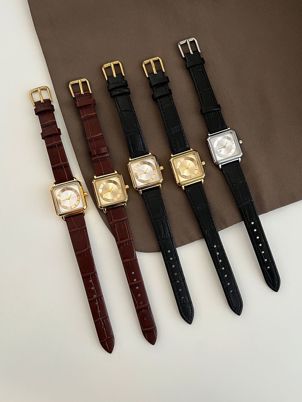 IEKE Black and Gold Executive Leather Watch - Vintage Power Dressing Quartz Watch for Women