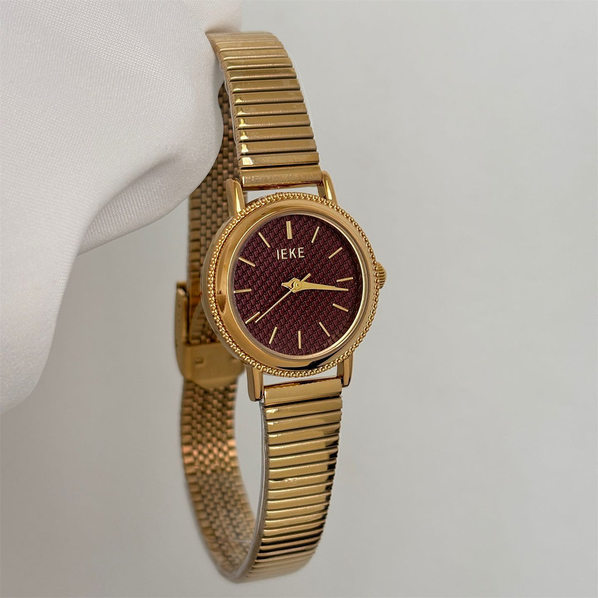 IEKE Botanical Forest Round Dial Watch - Vintage Earthy Chic Quartz Watch for Women