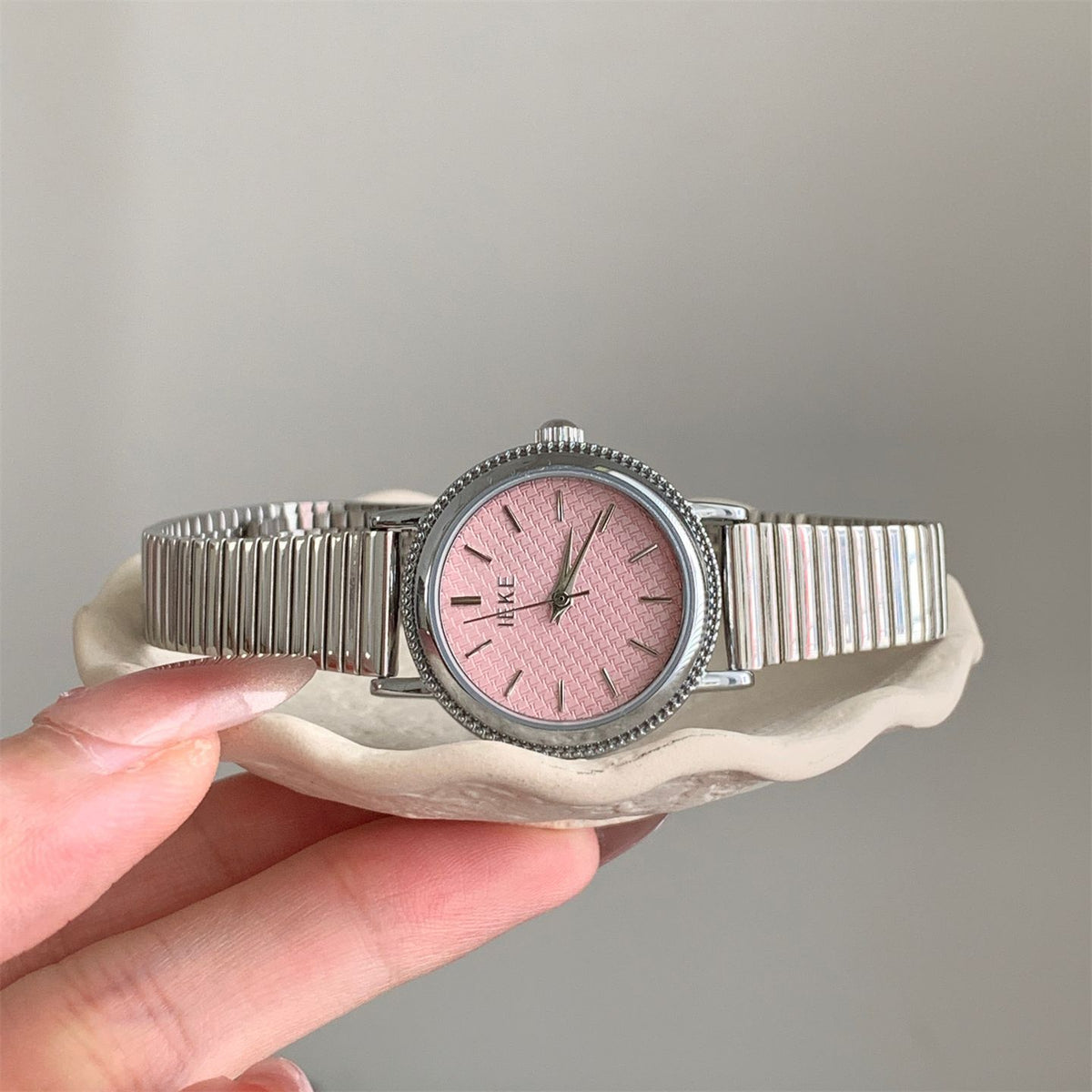 IEKE Botanical Forest Round Dial Watch - Vintage Earthy Chic Quartz Watch for Women
