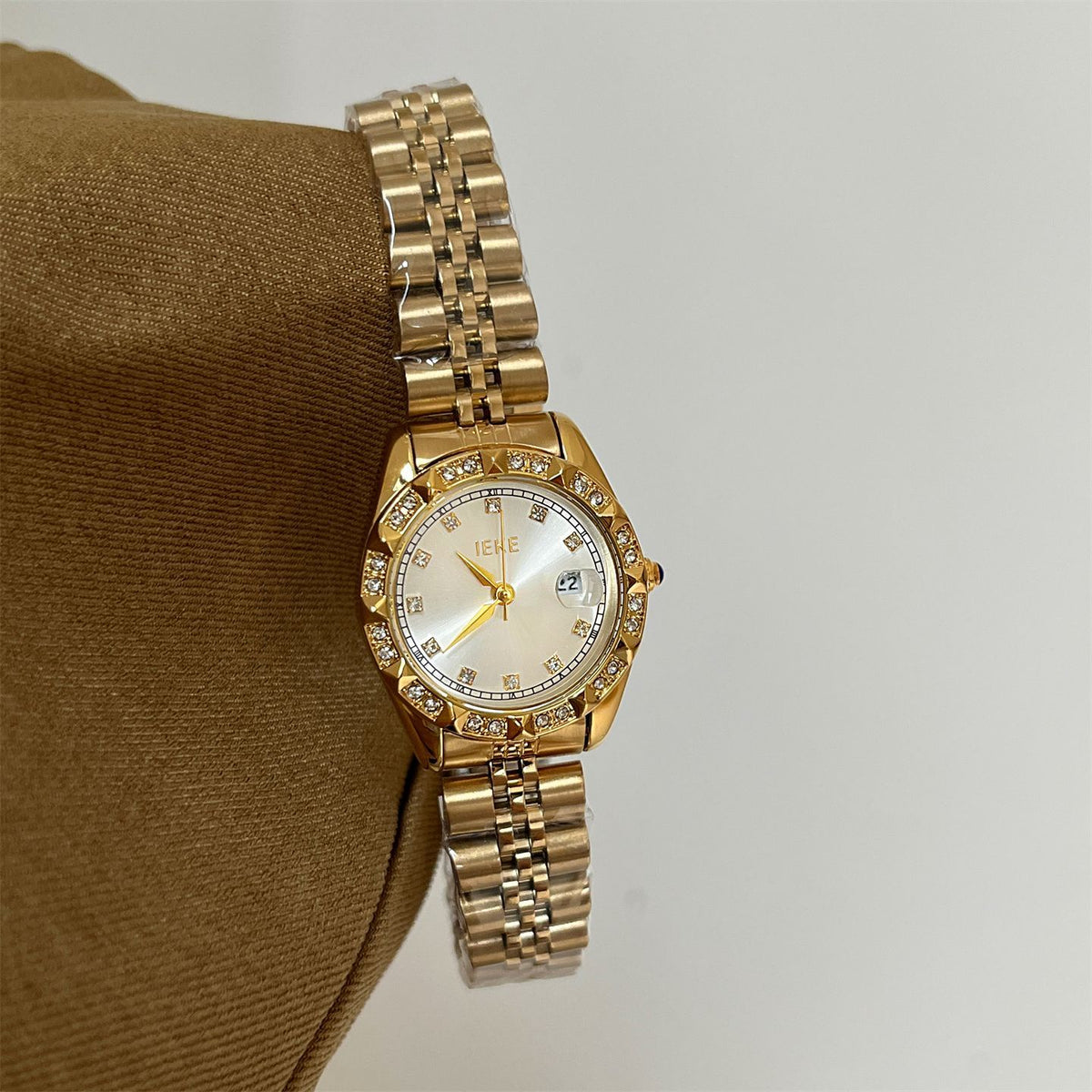 IEKE Cold Aesthetic Crystal Chain Link Bracelet Watch - Sparkling Jewelry Quartz Watch for Women