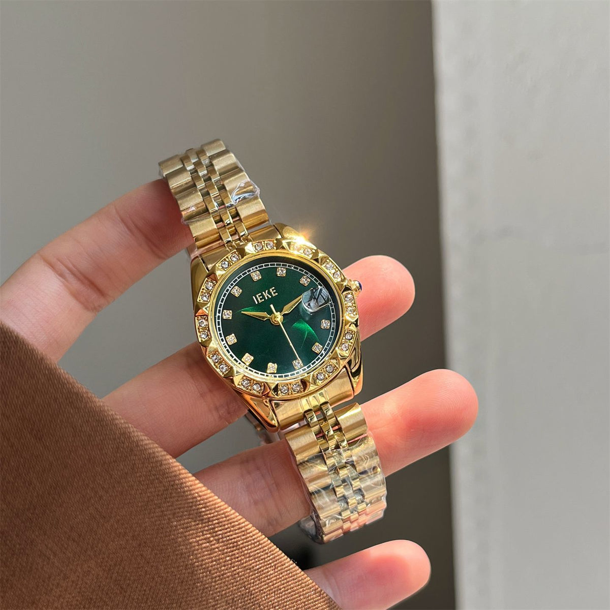 IEKE Cold Aesthetic Crystal Chain Link Bracelet Watch - Sparkling Jewelry Quartz Watch for Women