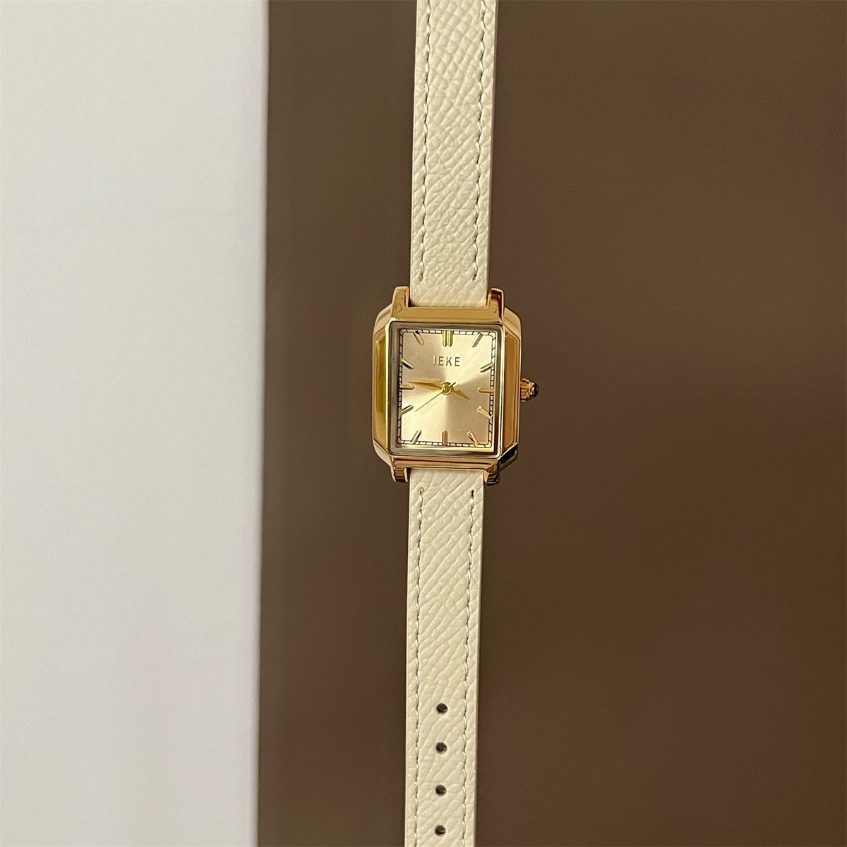 IEKE Vintage Arrow Hand Square Tank Watch - Retro Horology Leather Watch for Women
