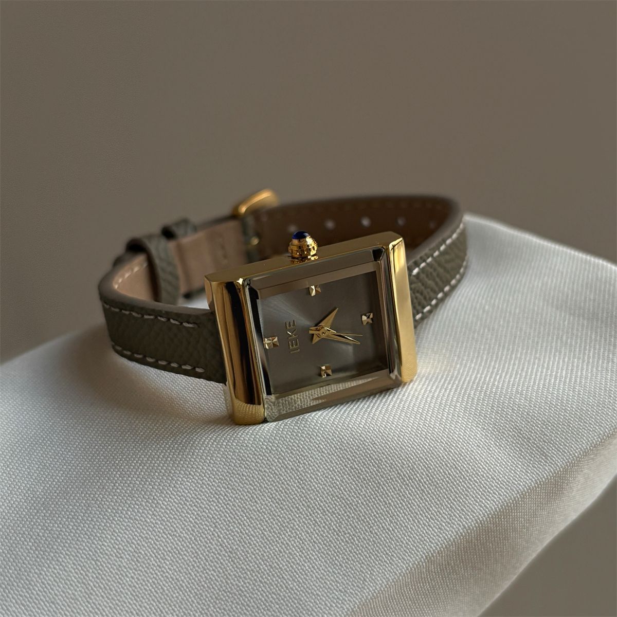 IEKE Academic Slate Grey Leather Gold Watch - Classic Preppy Quartz Watch for Women