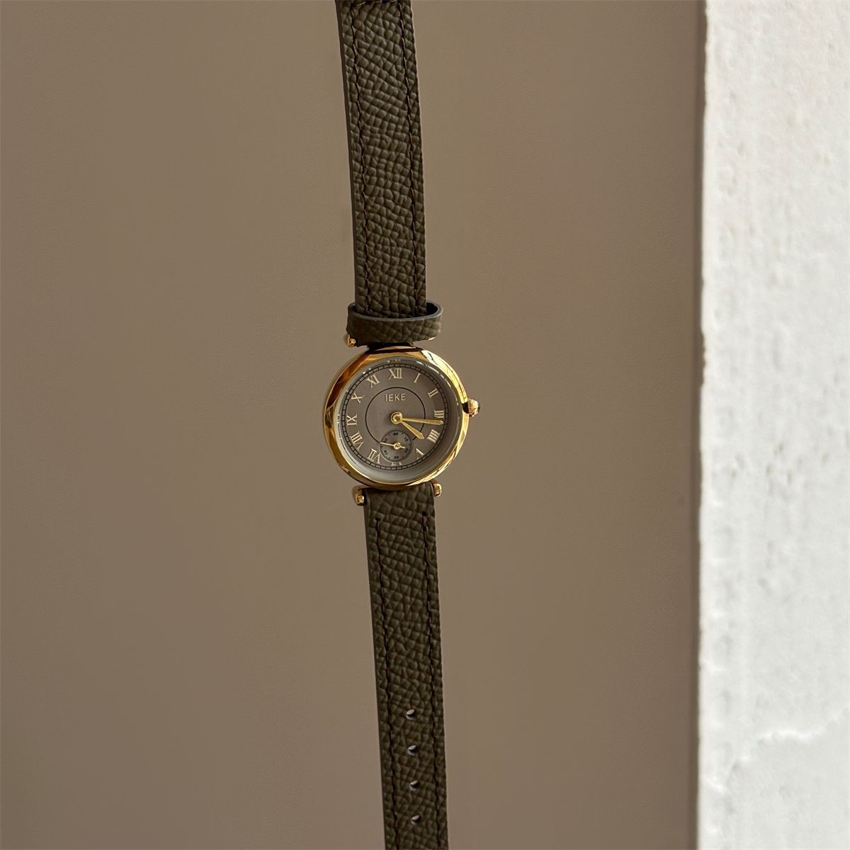 IEKE Academic Slate Grey Leather Gold Watch - Classic Preppy Quartz Watch for Women