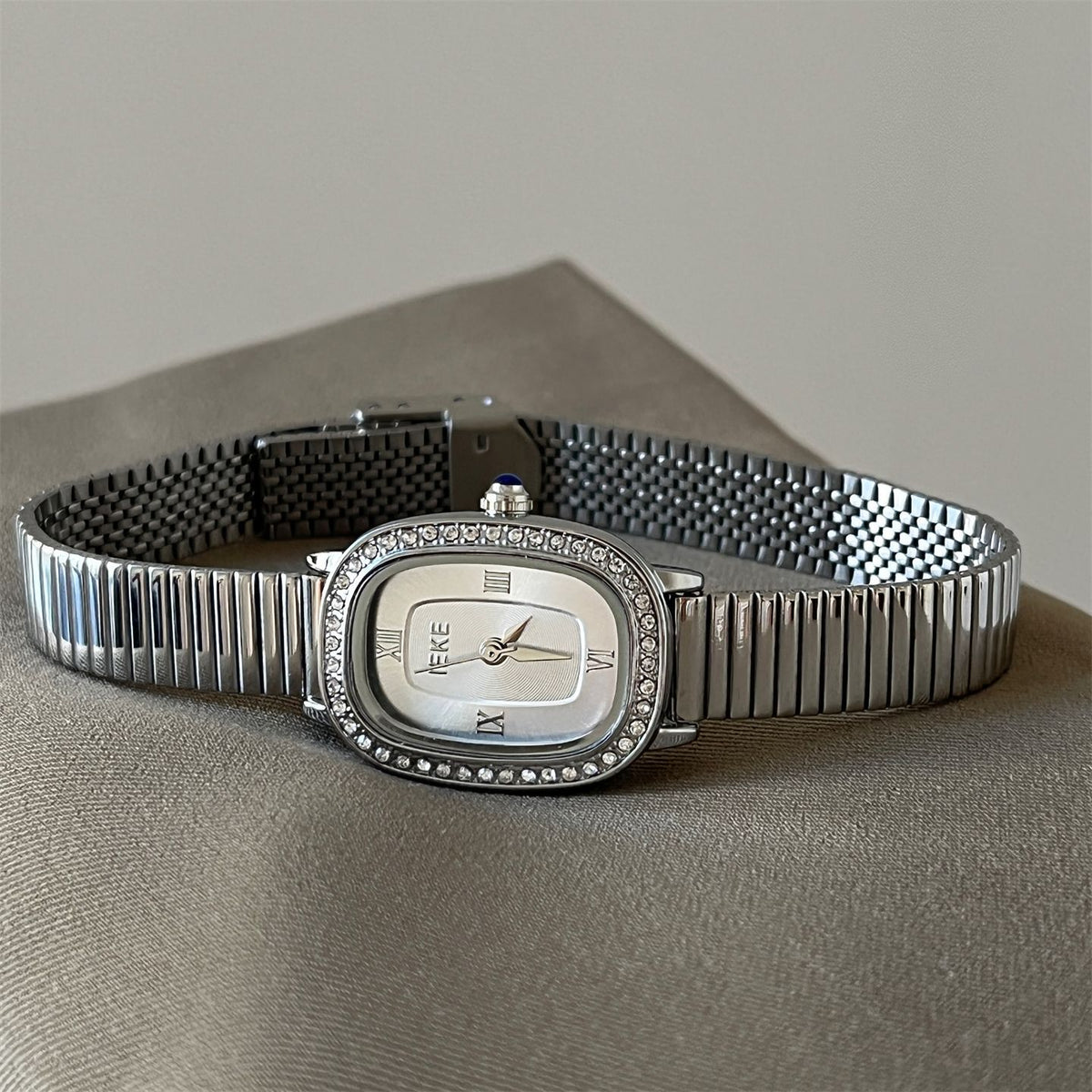 IEKE Vintage Estate Oval Crystal Accent Leather Watch - Antique Chic Dress Watch for Women