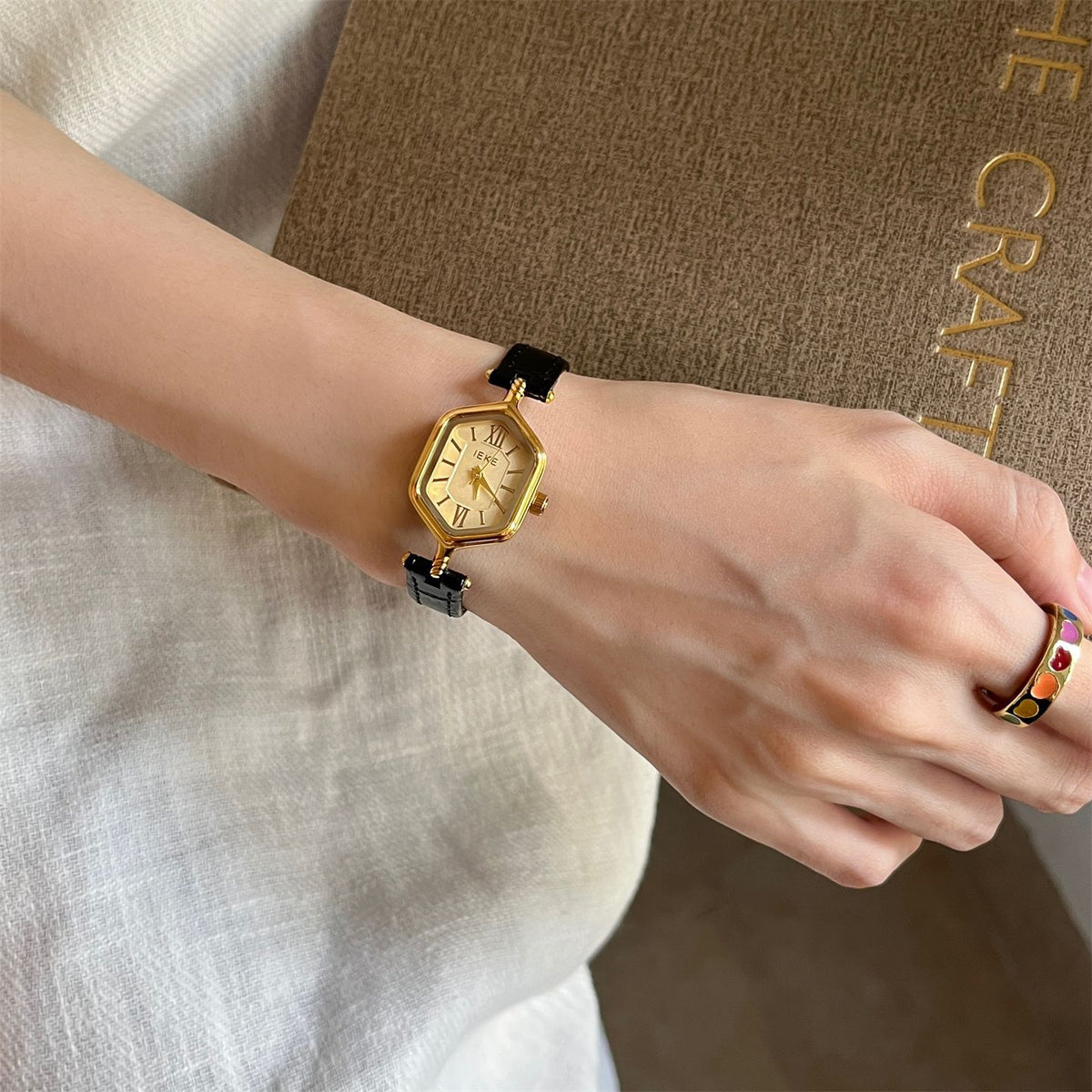 IEKE Art Deco Rhombus Dial Leather Watch - Vintage Geometric Quartz Watch for Women