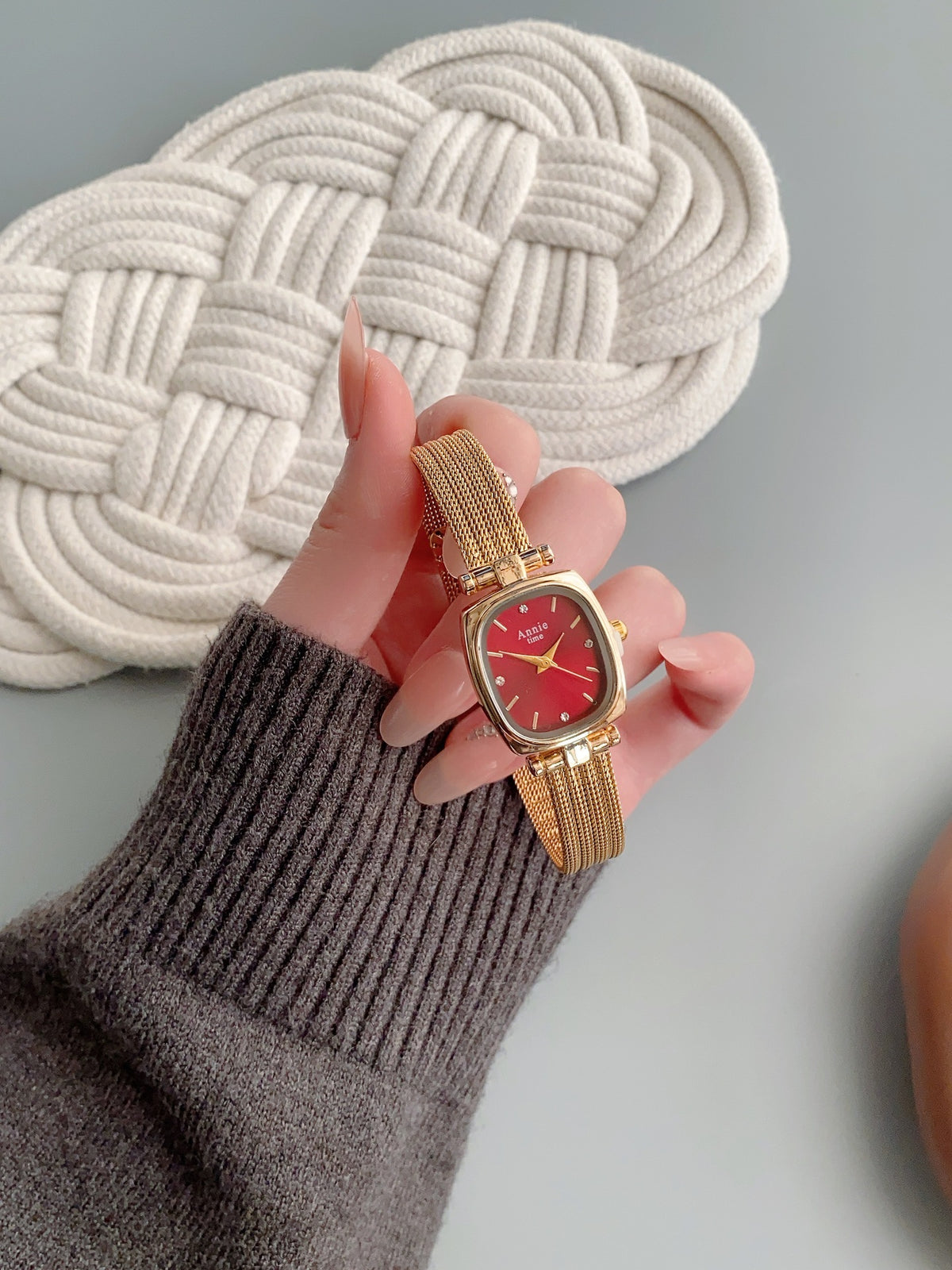 Annie Time cushion mesh watch in gold tone with red dial