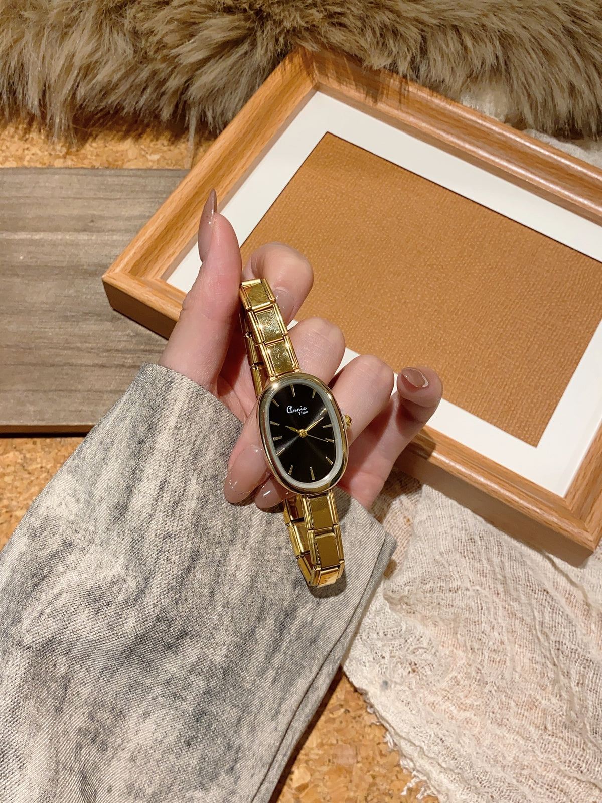 Annie Time vintage stretch bracelet watch with oval black dial