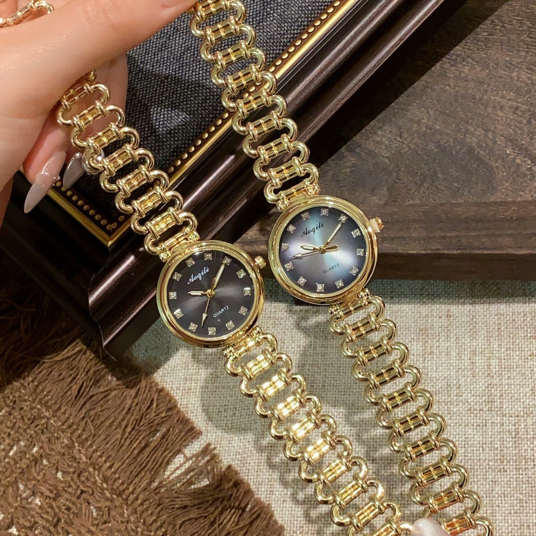 Aoqili round link bracelet watches in gold tone