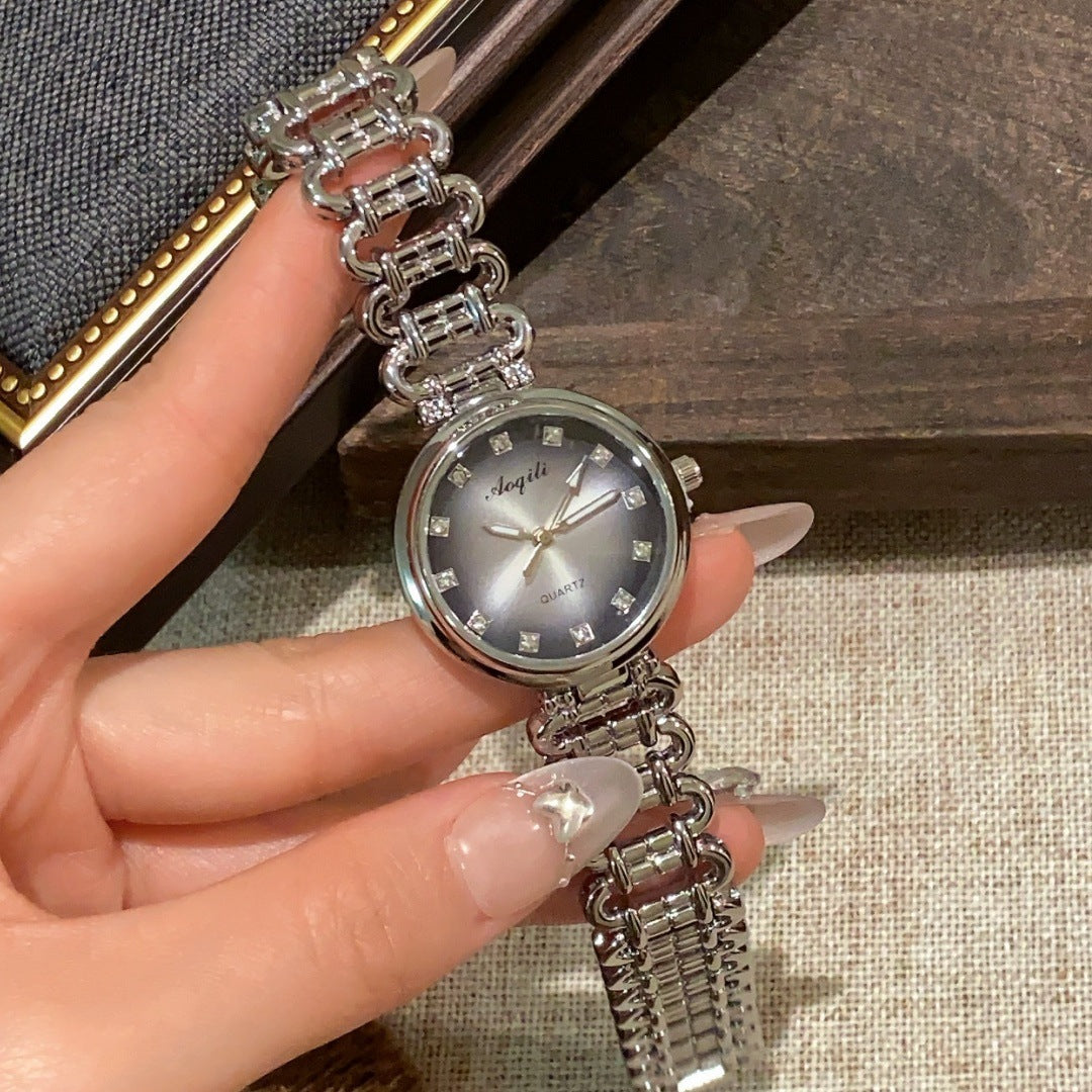 Aoqili round link bracelet watch in silver tone with white dial