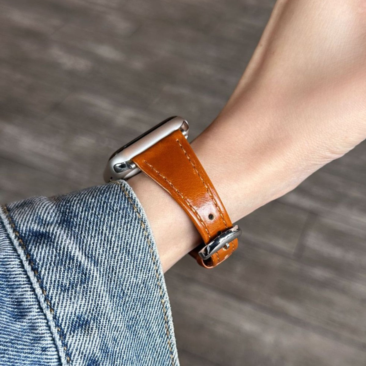 Brown leather Apple Watch band