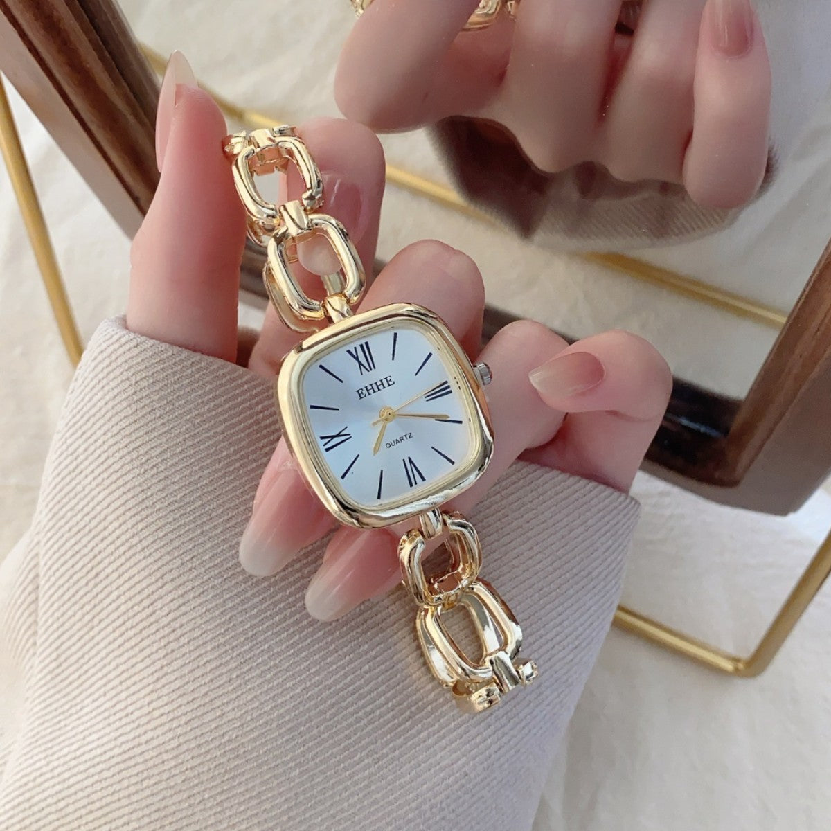 EHHE open-link square bracelet quartz watch in gold tone with white dial