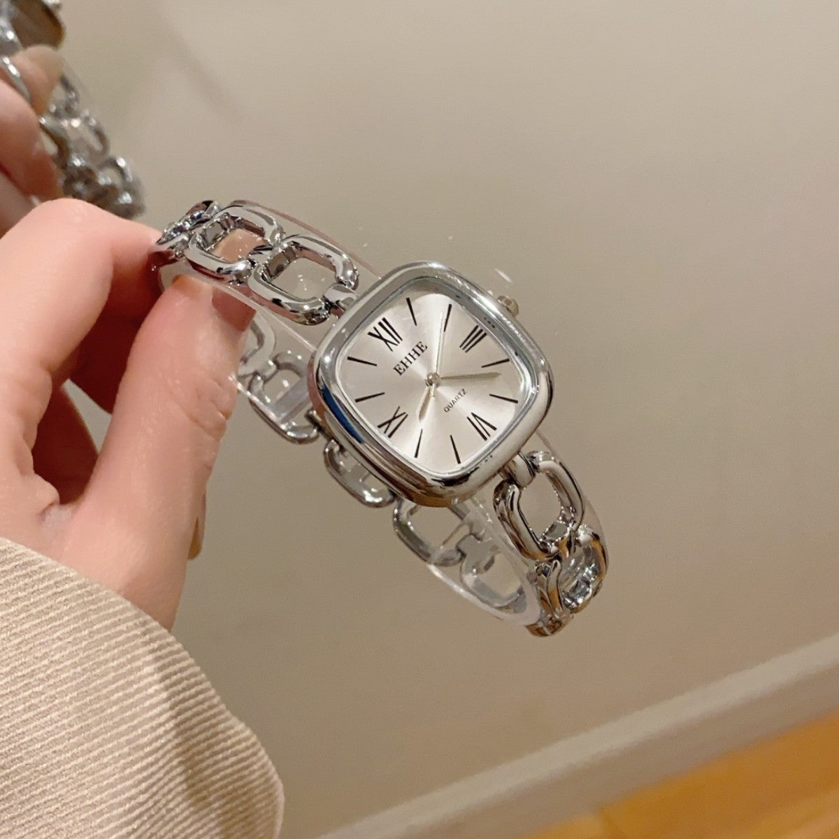 EHHE open-link square bracelet quartz watch in silver tone with white dial
