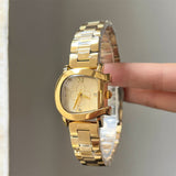 IEKE Petite D-Shape Clover Bracelet Watch - Women's Quartz Dress Watch