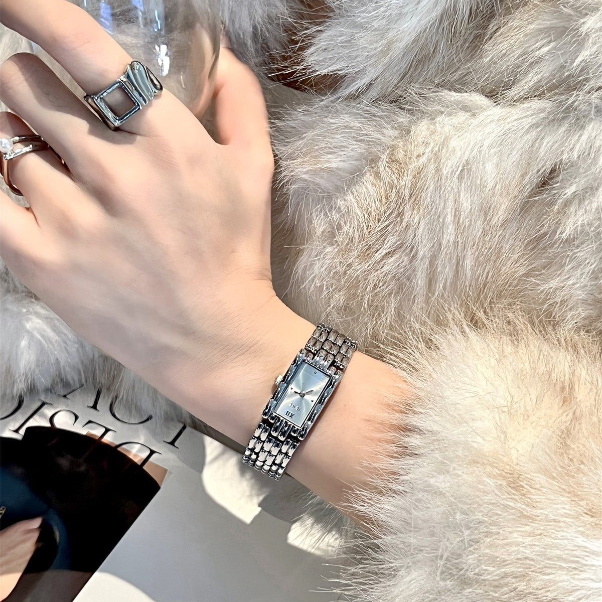 IEKE silver-tone rectangular bracelet watch lifestyle image