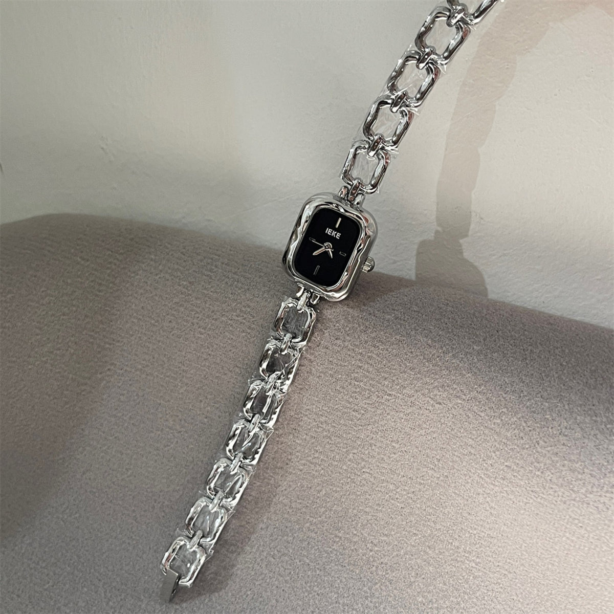 IEKE women's sculpted link square bracelet watch in silver with black dial