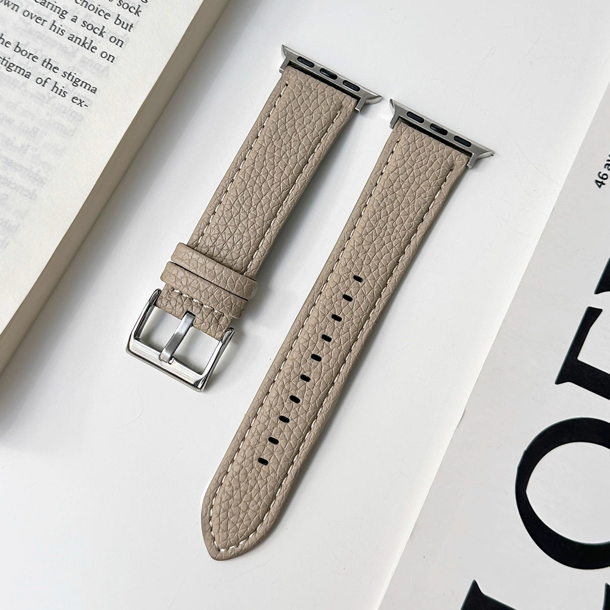 Pebbled leather smartwatch strap in taupe