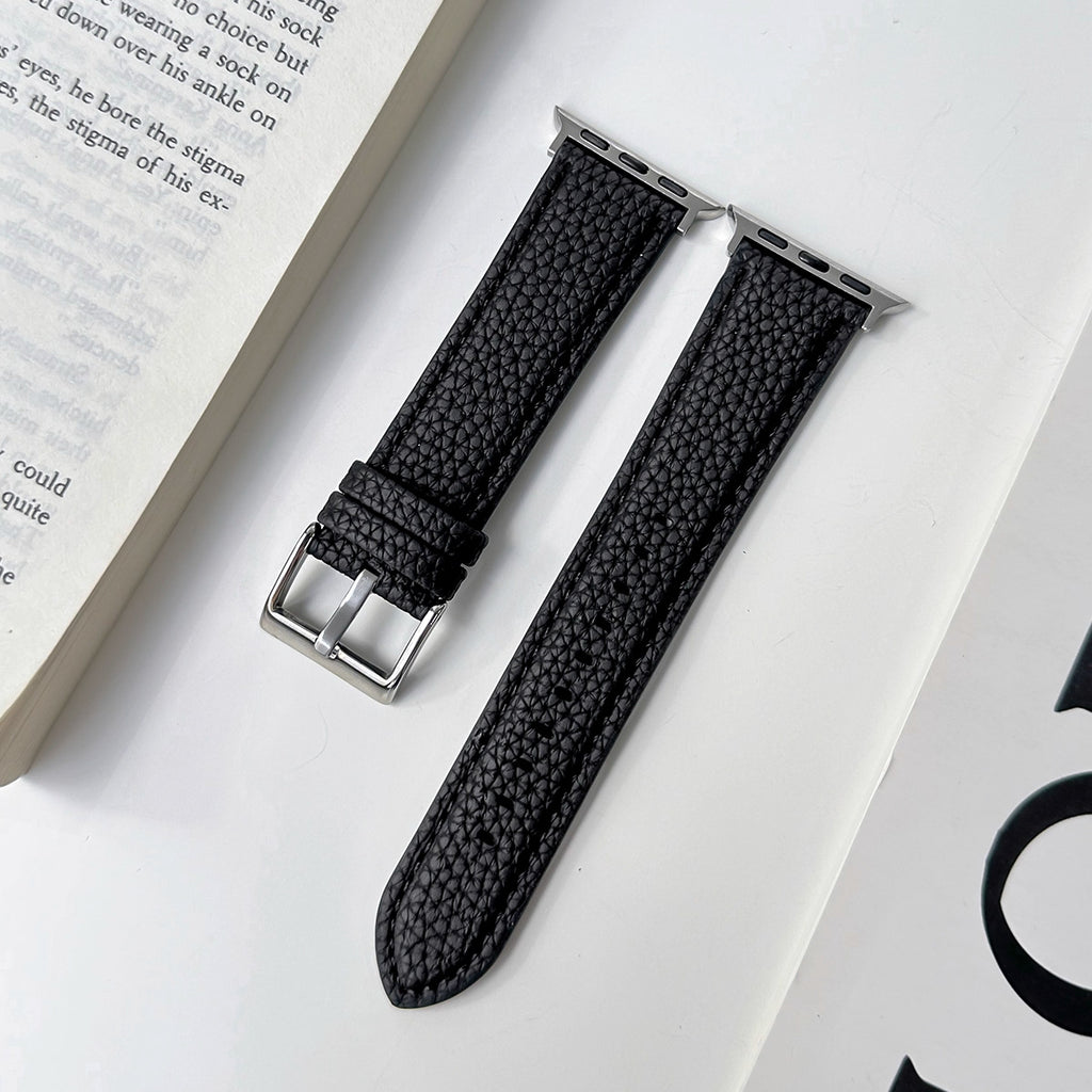 Pebbled leather smartwatch strap in black