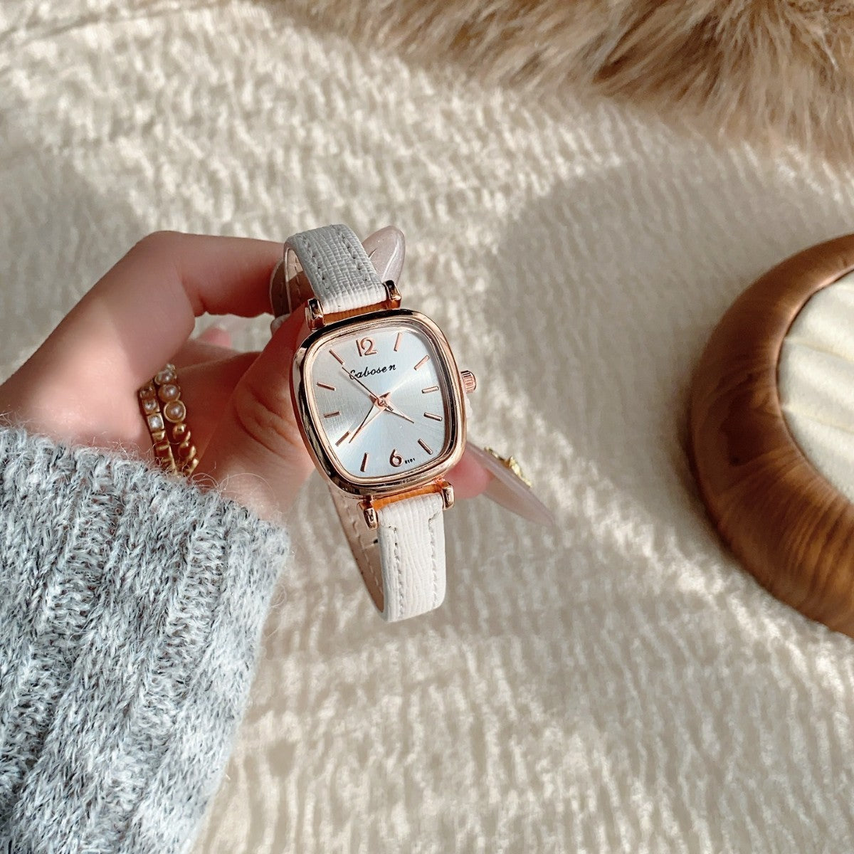 Vintage women's cushion case quartz watch with white leather-style strap
