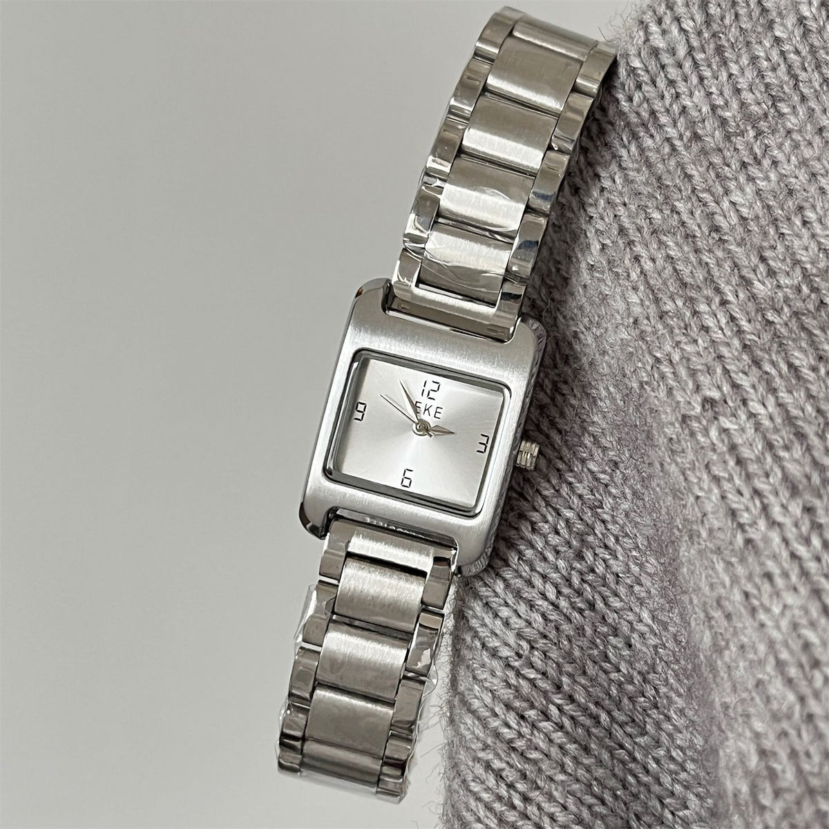 Vintage Inspired Steel Multi-Link Bracelet Watch - Classic Quartz Dress Watch for Women
