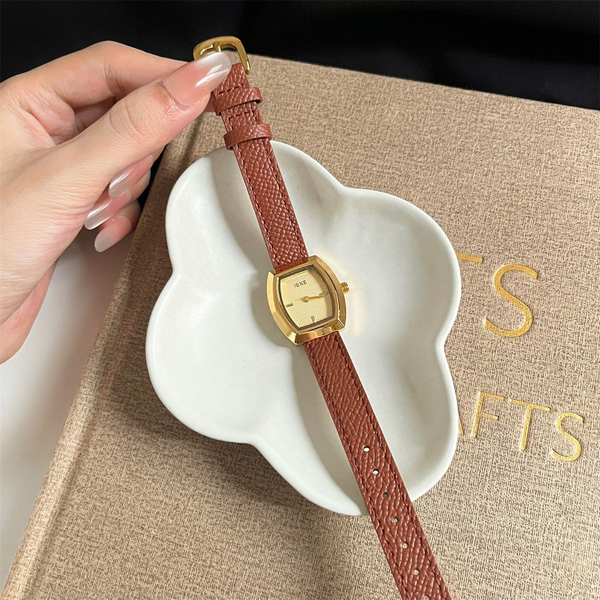 IEKE Refined Tonneau Dial Watch with Genuine Leather Strap - Vintage Quartz Watch for Women