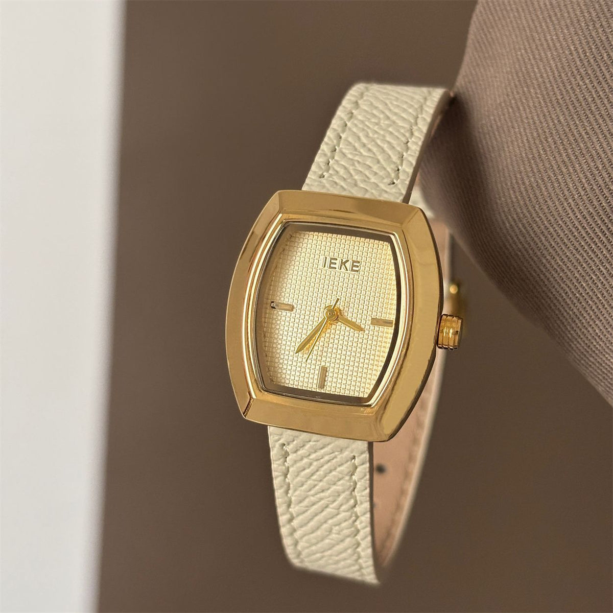 IEKE Refined Tonneau Dial Watch with Genuine Leather Strap - Vintage Quartz Watch for Women