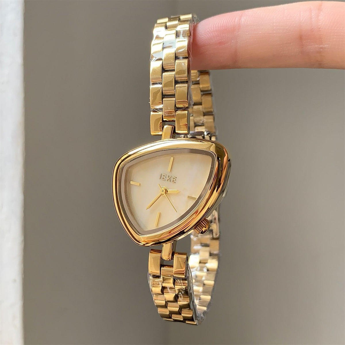 IEKE Sculptural Triangle Dial Steel Bracelet Watch - Geometric Quartz Watch for Women