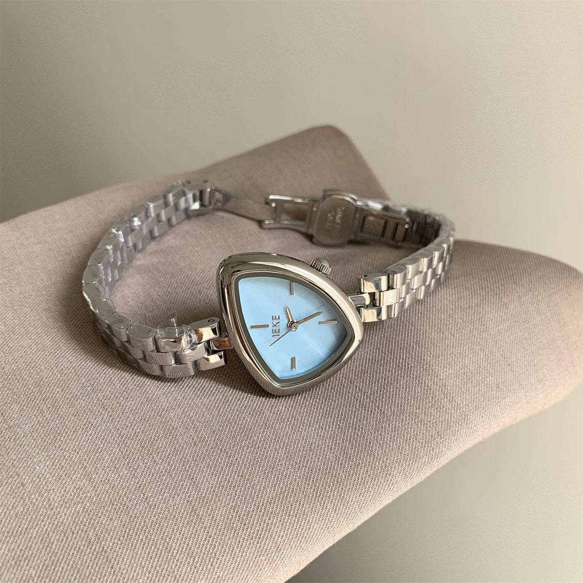 IEKE Sculptural Triangle Dial Steel Bracelet Watch - Geometric Quartz Watch for Women