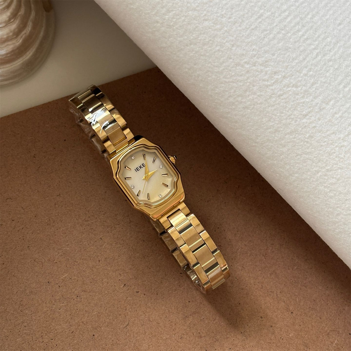 IEKE Sculptural Vase Silhouette Mother of Pearl Watch - Crystal Bezel Steel Bracelet Quartz Watch for Women