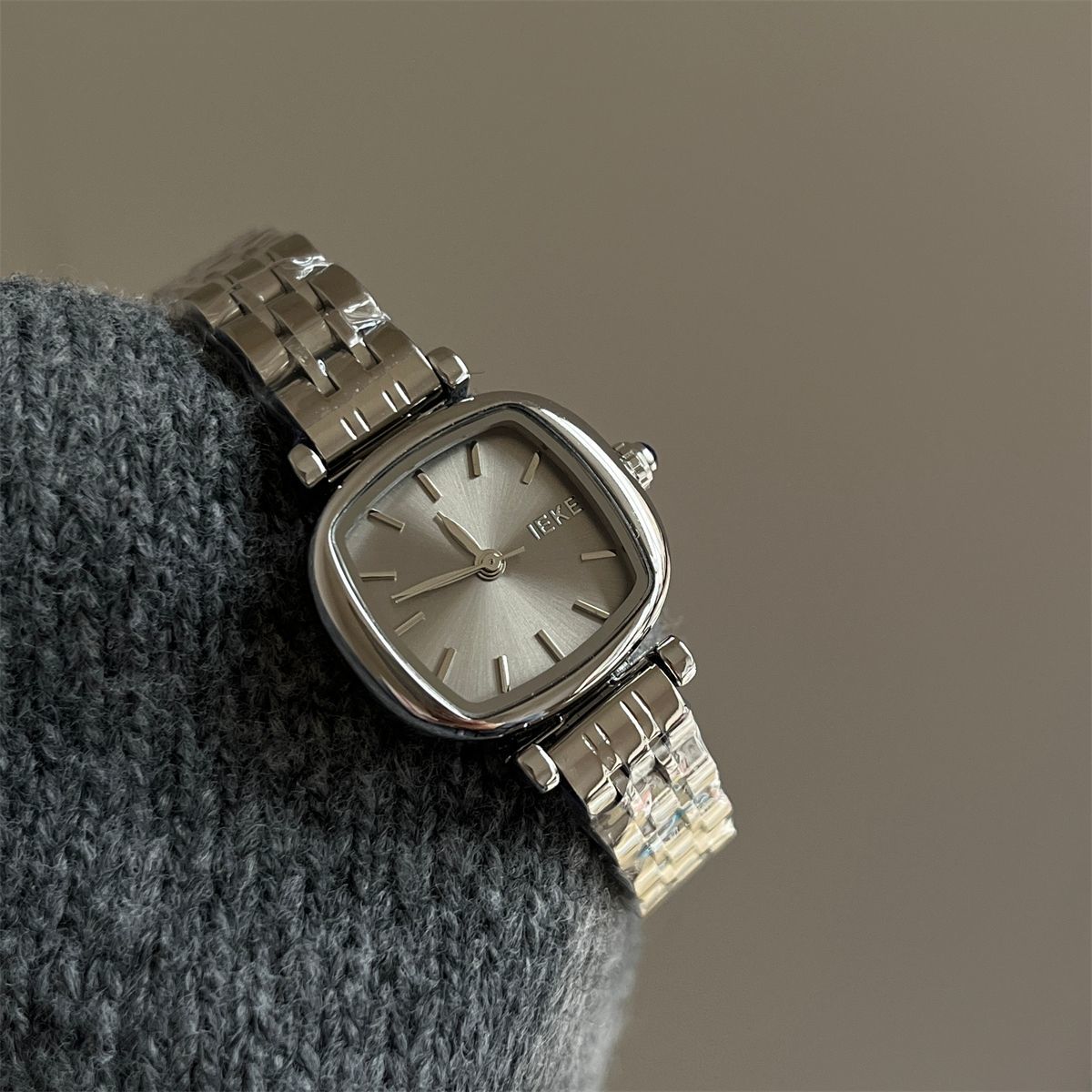 IEKE Monochromatic Silver Steel Watch with Slate Grey Dial - Modern Minimalist Quartz Watch for Women
