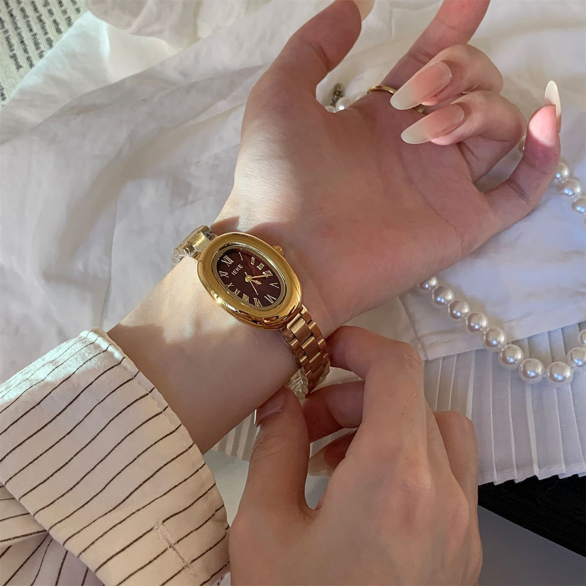IEKE Vintage Cabochon Oval Jeweled Bracelet Watch - Estate Cocktail Quartz Watch for Women