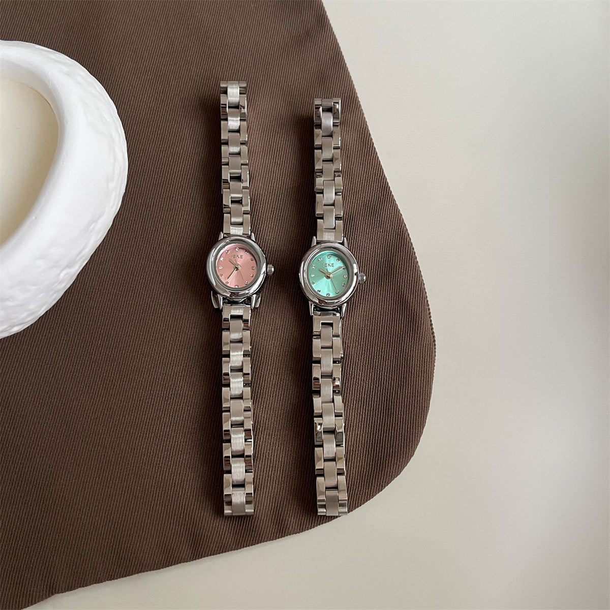IEKE Mini Round Dial Steel Bracelet Academic Watch - Preppy Petite Quartz Watch for Women