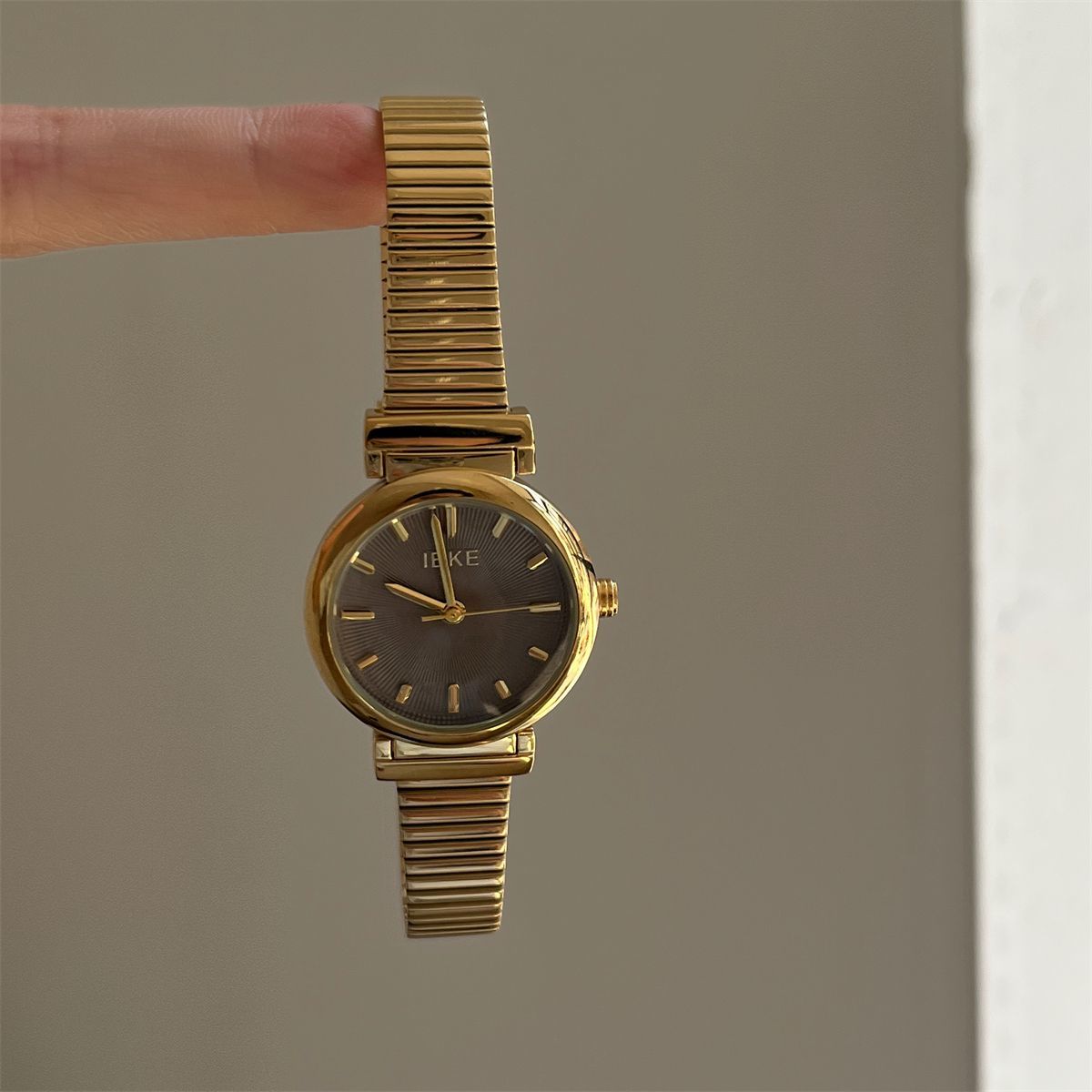 IEKE Vintage Serpenti Snake-Head Tapered Steel Watch - High Jewelry Quartz Watch for Women