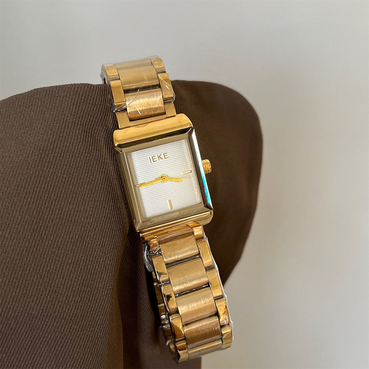 IEKE Executive Square Gold Steel Bracelet Watch - Timeless Business Quartz Watch for Women