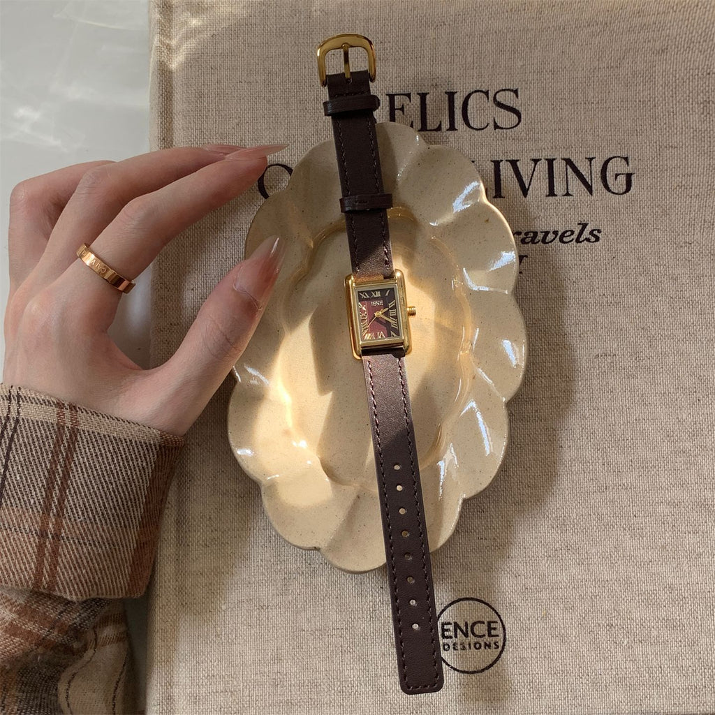 IEKE Vintage Artistic Petite Dial Leather Watch - Retro Chic Quartz Dress Watch for Women