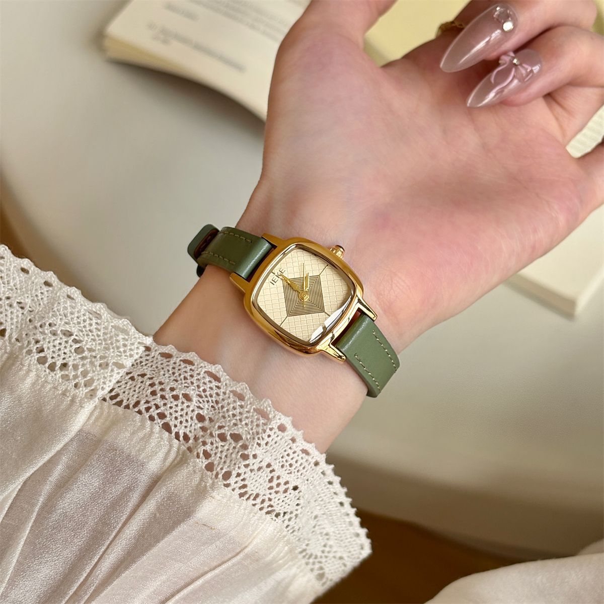 IEKE Haute Vintage Square Slim Leather Watch - Parisian Salon Tank Quartz Watch for Women