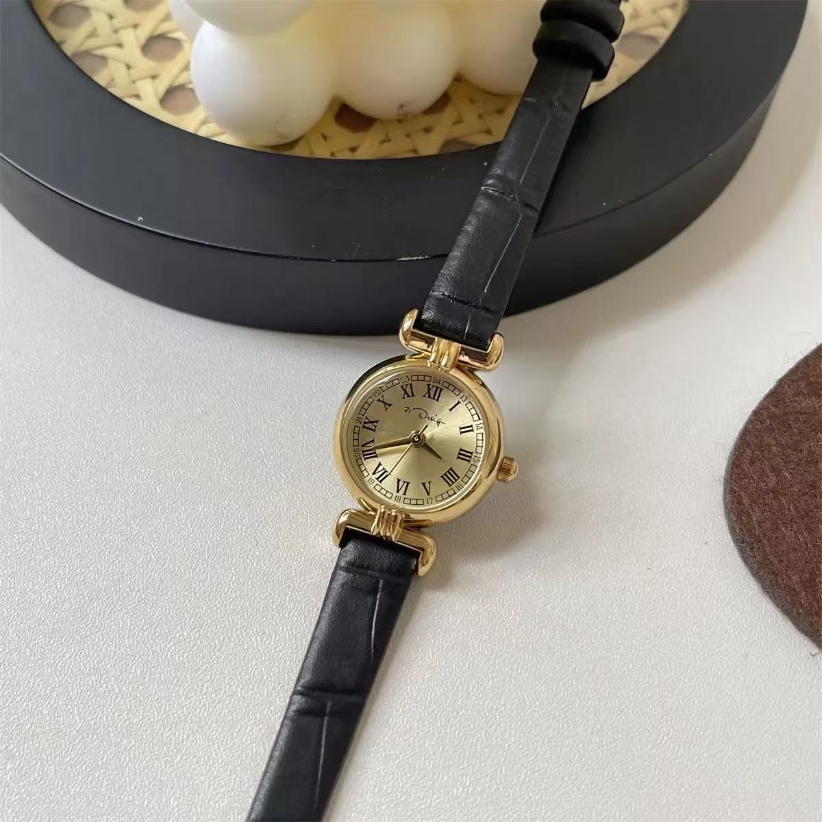 IEKE Korean Artisan Petite Oval Leather Watch - Modern Vintage Quartz Watch for Women