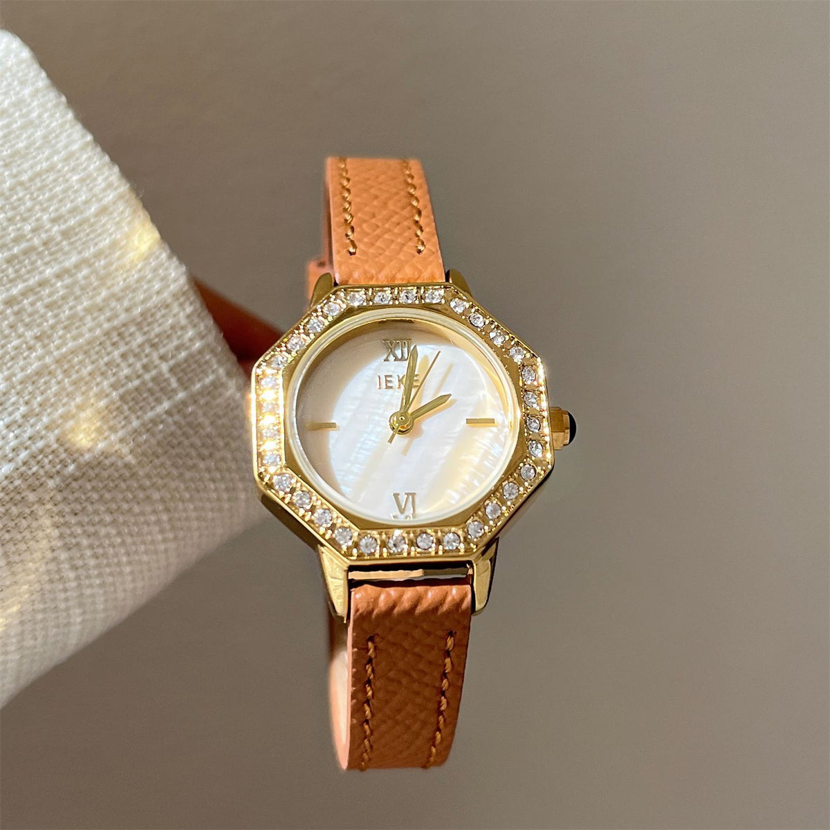 IEKE Octagonal Polygon Petite Slim Leather Watch - Geometric Place Vendôme Quartz Watch for Women