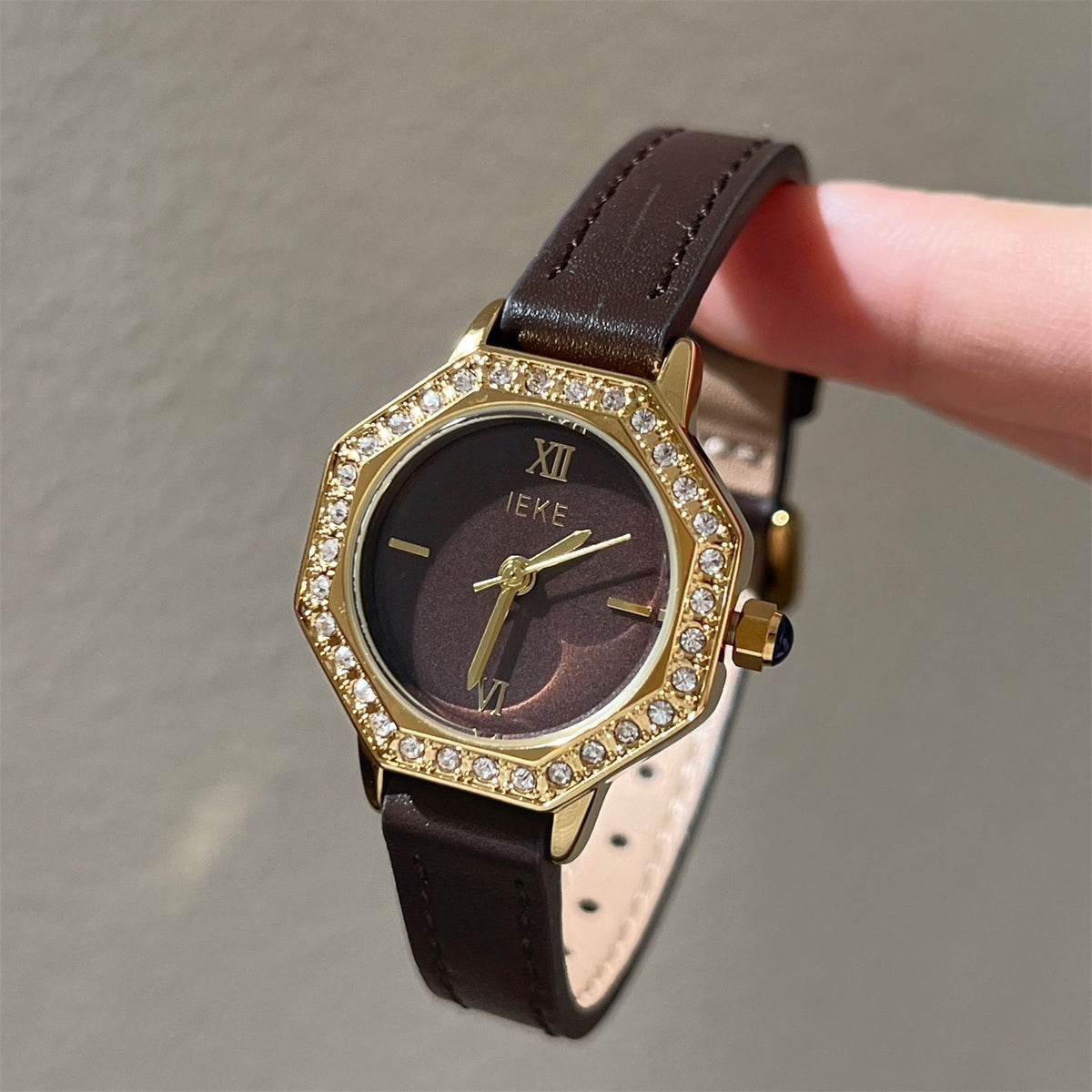 IEKE Octagonal Polygon Petite Slim Leather Watch - Geometric Place Vendôme Quartz Watch for Women