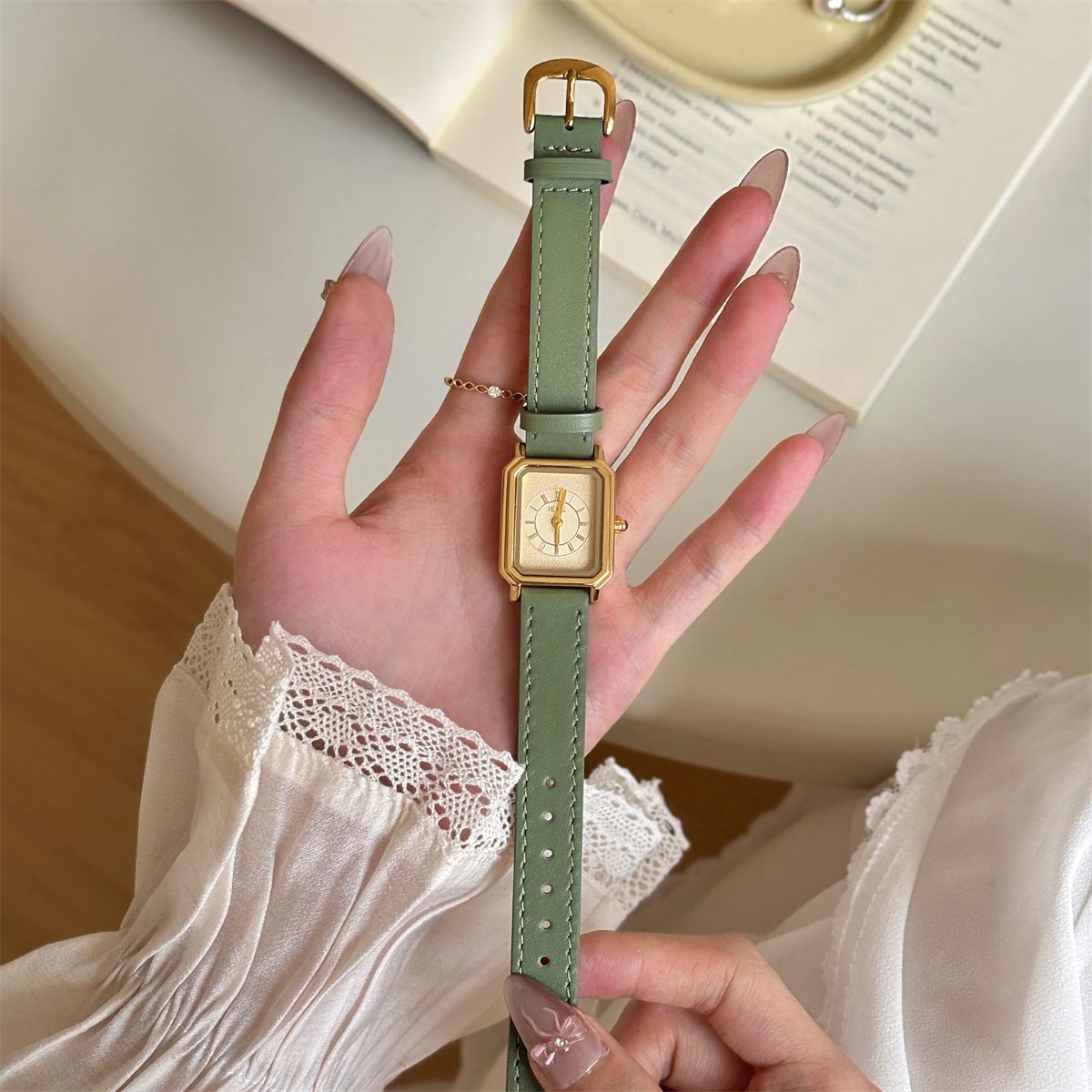 IEKE Haute Vintage Square Slim Leather Watch - Parisian Salon Tank Quartz Watch for Women
