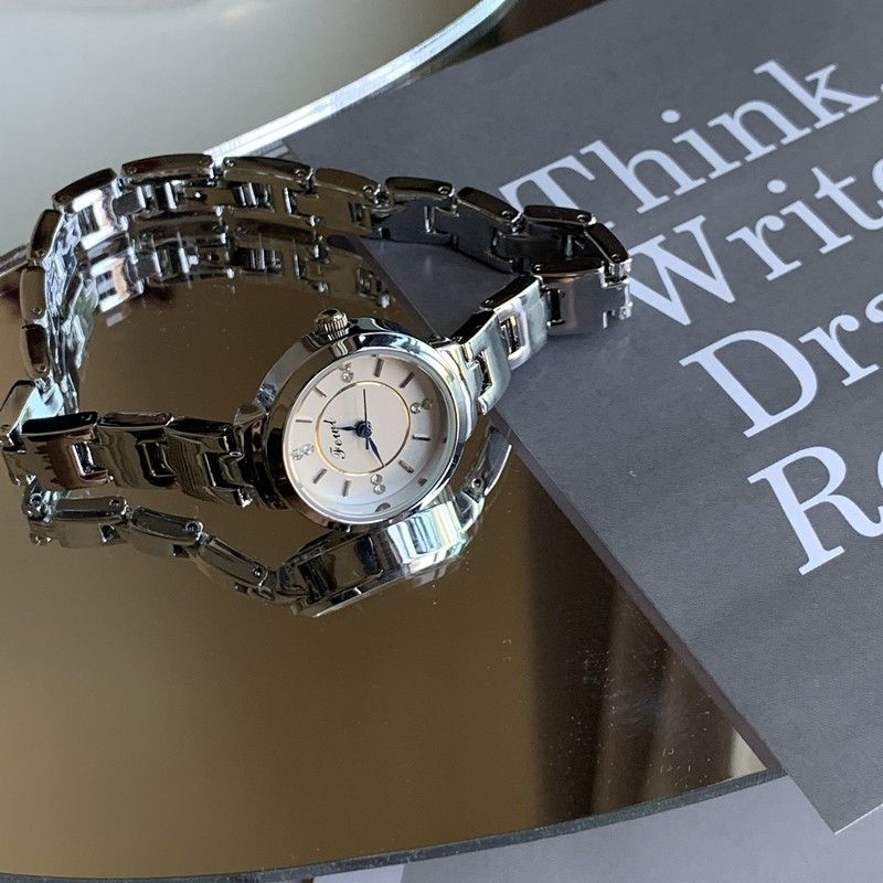 IEKE Classic Petite Round Minimalist Leather Watch - Pure Dainty Quartz Watch for Women
