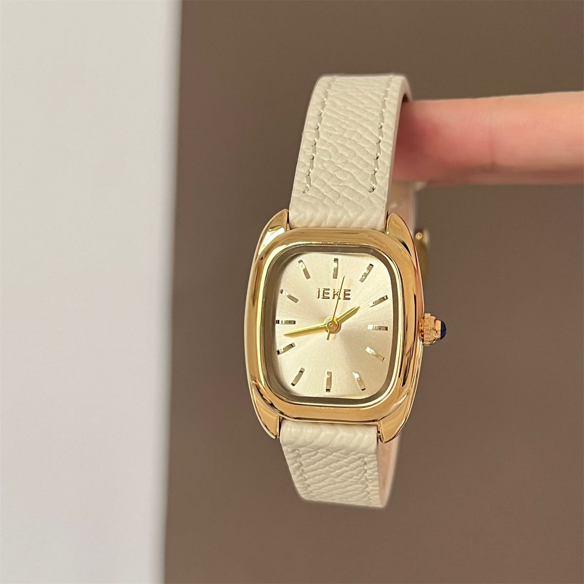 IEKE Couture Vintage Petite Slim Leather Watch - Parisian Chic Quartz Watch for Women