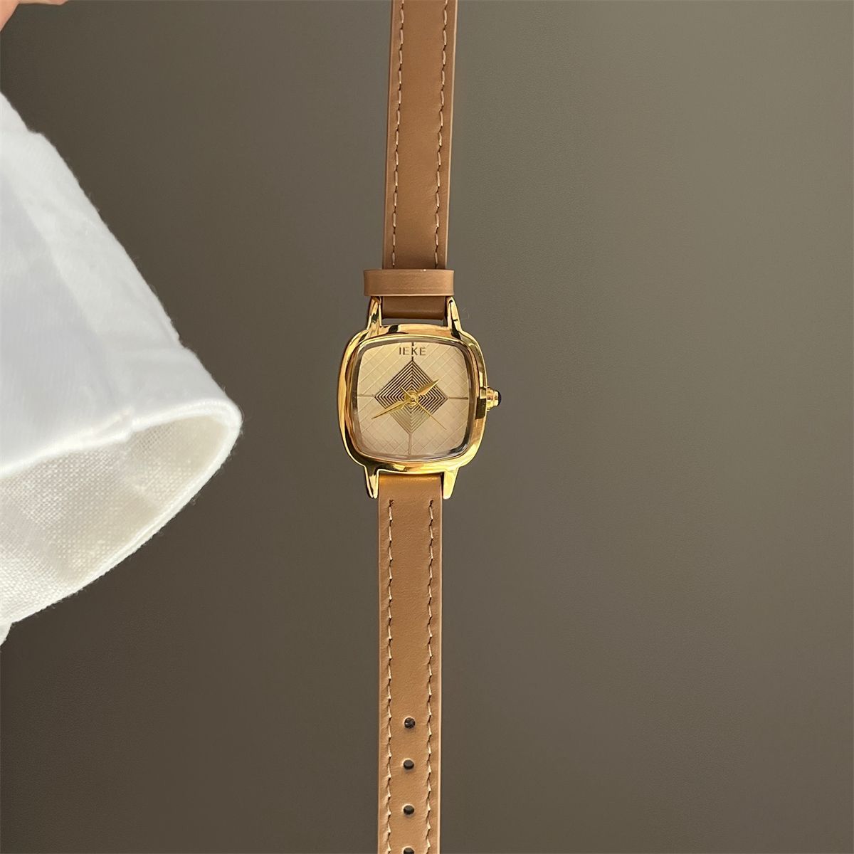 IEKE Haute Vintage Square Slim Leather Watch - Parisian Salon Tank Quartz Watch for Women